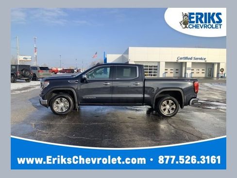 Used 2025 GMC Sierra 1500 SLT image 1