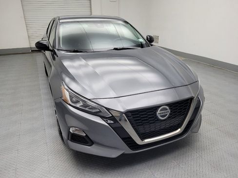 Used 2021 Nissan Altima 2.5 SR image 14