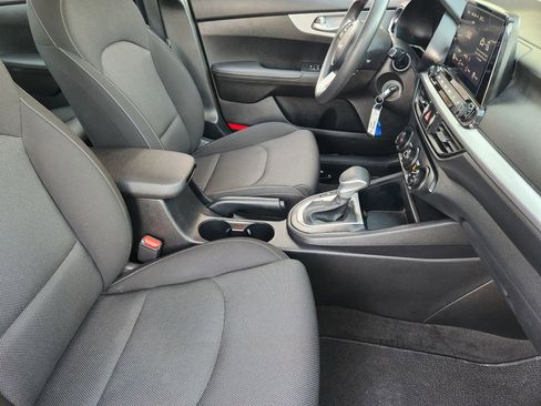 Used 2024 Kia Forte LX FWD image 13