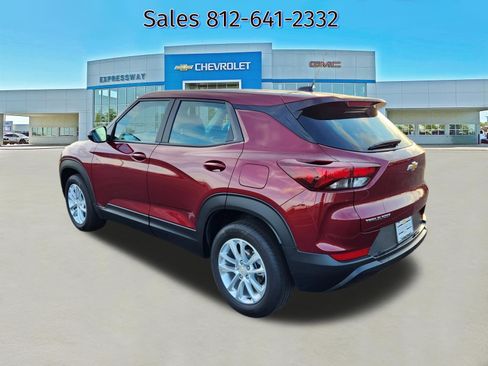 Used 2024 Chevrolet TrailBlazer LS image 5