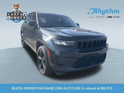 Used 2023 Jeep Grand Cherokee Altitude