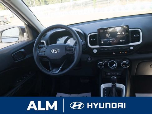 New 2026 Hyundai Venue SEL FWD image 20
