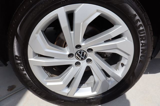 Used 2020 Volkswagen Atlas Cross Sport SEL AWD/4WD image 49