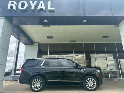 Used 2022 GMC Yukon SLT w/ SLT Premium Package