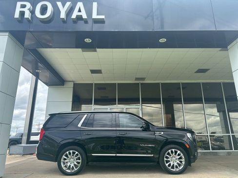 Used 2022 GMC Yukon SLT w/ SLT Premium Package RWD image 1