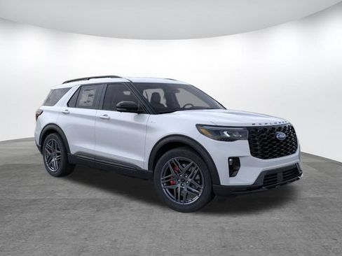 New 2026 Ford Explorer ST-Line w/ ST-Line Street Pack RWD image 7