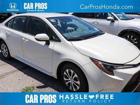 Used 2021 Toyota Corolla LE FWD image 1