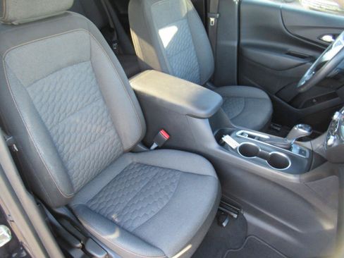 Used 2020 Chevrolet Equinox LT FWD image 8
