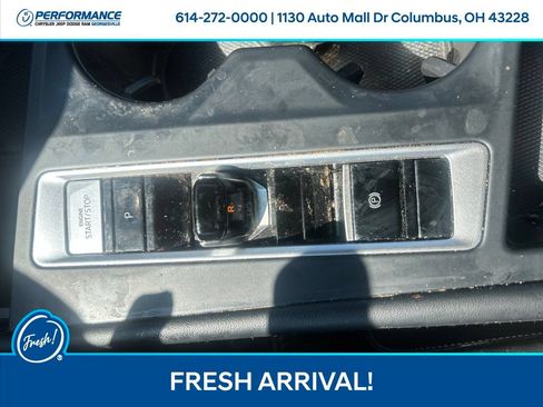 Used 2024 Volkswagen Atlas SE AWD/4WD image 26