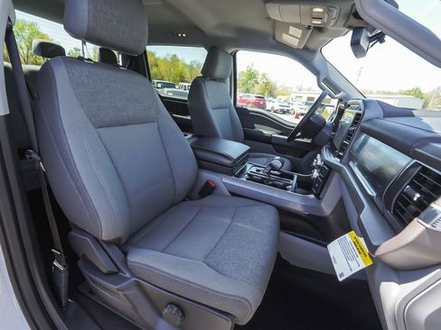 Used 2024 Ford F150 Lightning XLT AWD/4WD image 41