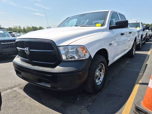 Used 2022 RAM 1500 Tradesman AWD/4WD image 2