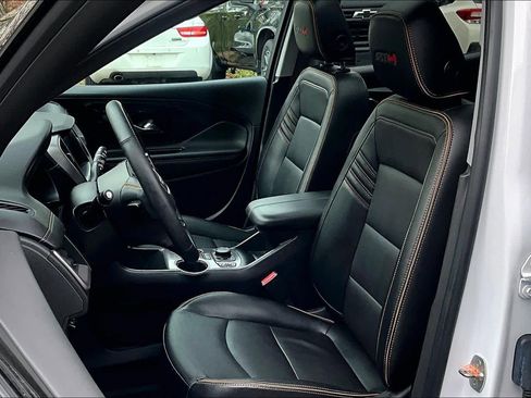 Used 2023 GMC Terrain AT4 w/ Infotainment Package II AWD/4WD image 9