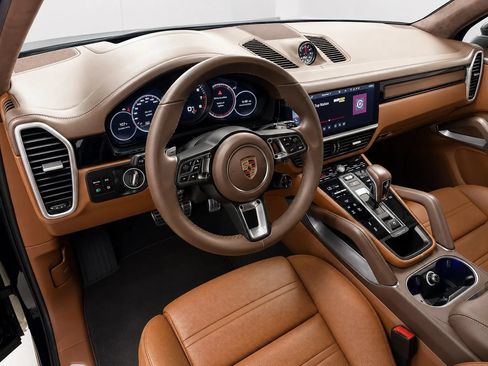 Used 2020 Porsche Cayenne Turbo AWD/4WD image 8