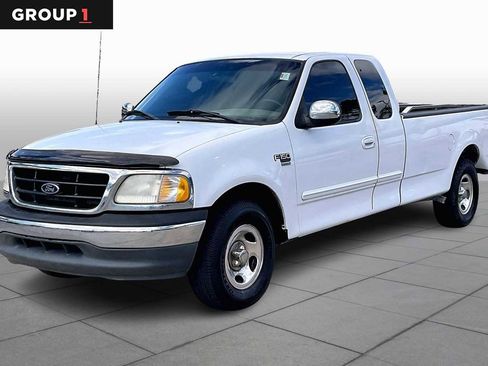 Used 2000 Ford F150 XLT image 1