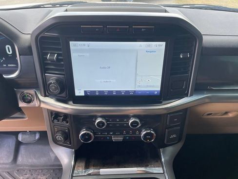 Used 2022 Ford F150 Lariat w/ Trailer Tow Package AWD/4WD image 22
