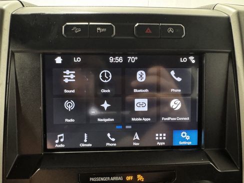Used 2019 Ford F150 Lariat w/ Equipment Group 502A Luxury AWD/4WD image 40