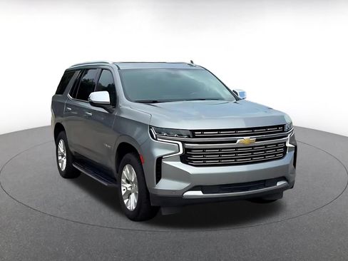 Used 2023 Chevrolet Tahoe Premier AWD/4WD image 3