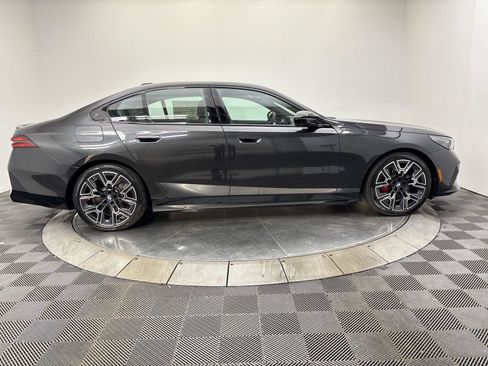 New 2026 BMW i5 M60 AWD/4WD image 17