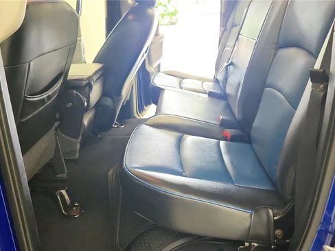 Used 2015 RAM 1500 Express AWD/4WD image 31