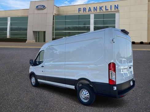 New 2026 Ford Transit 250 148 Medium Roof RWD image 5