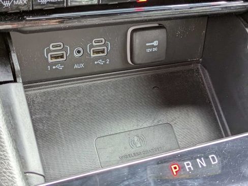 Used 2025 Jeep Grand Cherokee Altitude AWD/4WD image 22
