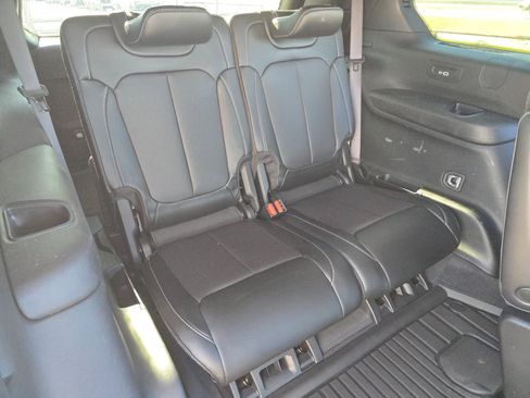 Used 2025 Jeep Grand Cherokee L Limited w/ Luxury Tech Group II image 29