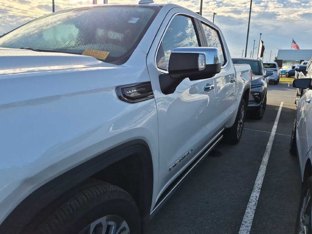 Used 2024 GMC Sierra 1500 Denali Ultimate AWD/4WD image 4