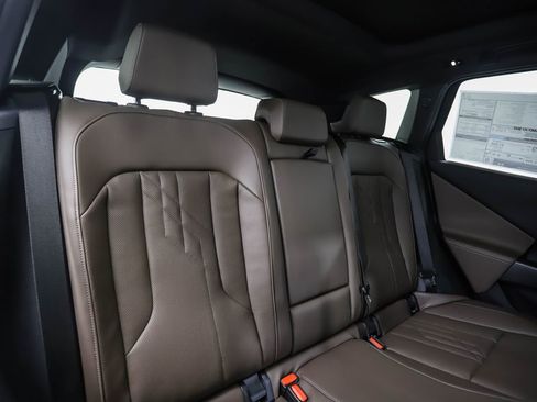 Used 2025 BMW X3 xDrive30i w/ Premium Package image 26