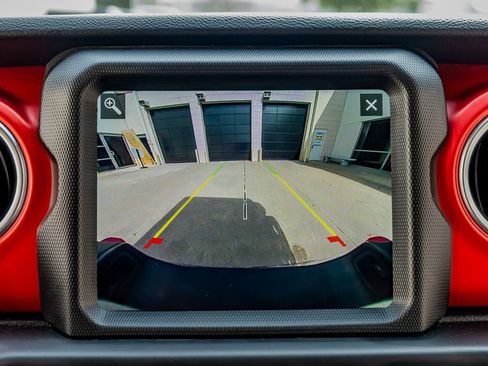 Used 2022 Jeep Gladiator Rubicon w/ LED Lighting Group image 26