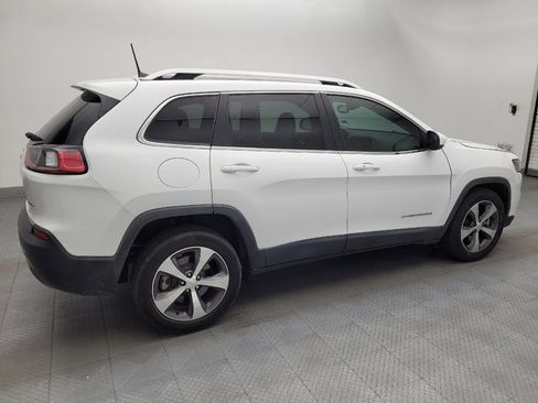 Used 2019 Jeep Cherokee Limited w/ Technology Group FWD image 10