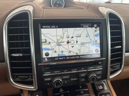 Used 2012 Porsche Cayenne Turbo AWD/4WD image 21