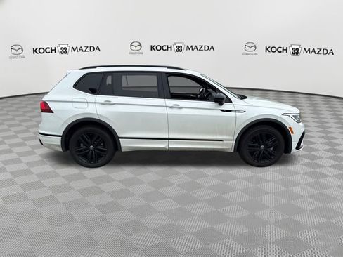 Used 2022 Volkswagen Tiguan SE R-Line AWD/4WD image 8