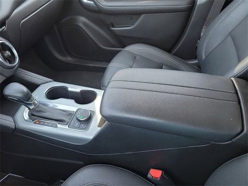 Used 2024 Chevrolet Blazer LT image 20