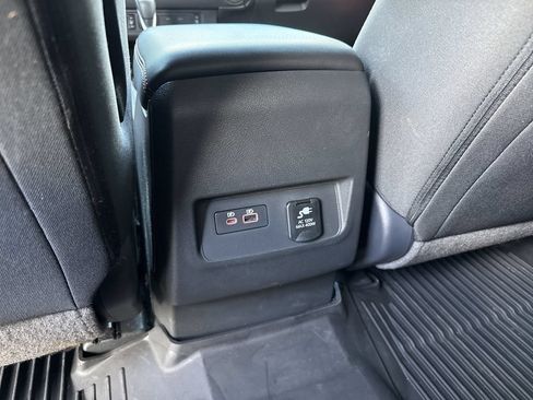 Used 2024 Nissan Frontier PRO-4X w/ Pro Convenience Package AWD/4WD image 23