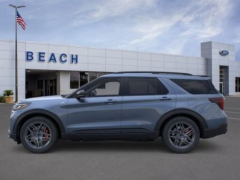 New 2026 Ford Explorer ST-Line w/ ST-Line Street Pack RWD image 4