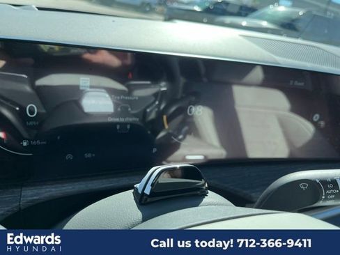 New 2025 Hyundai Santa Fe Calligraphy image 16