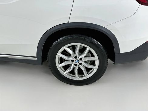 Used 2022 BMW X5 xDrive40i AWD/4WD image 33