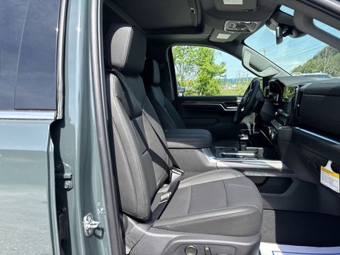 New 2026 Chevrolet Silverado 1500 LTZ w/ LTZ Premium Package AWD/4WD image 27