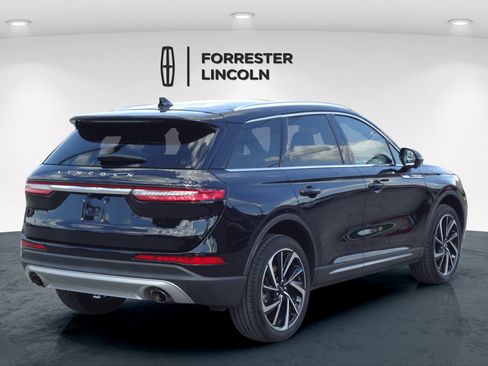 Certified 2023 Lincoln Corsair Reserve w/ Equipment Group 201A AWD/4WD image 3