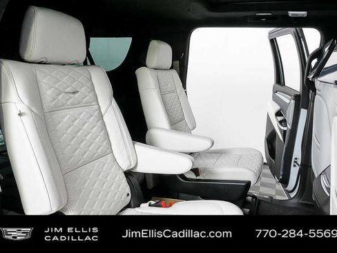 New 2026 Cadillac Escalade Platinum Sport w/ LPO, ONYX Package AWD/4WD image 23