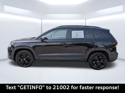 Used 2025 Volkswagen Taos SE FWD image 7