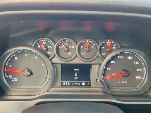 Used 2024 Chevrolet Silverado 2500 Custom w/ Custom Value Package image 20