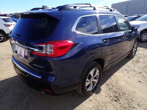 Certified 2023 Subaru Ascent Premium w/ Convenience Package image 4