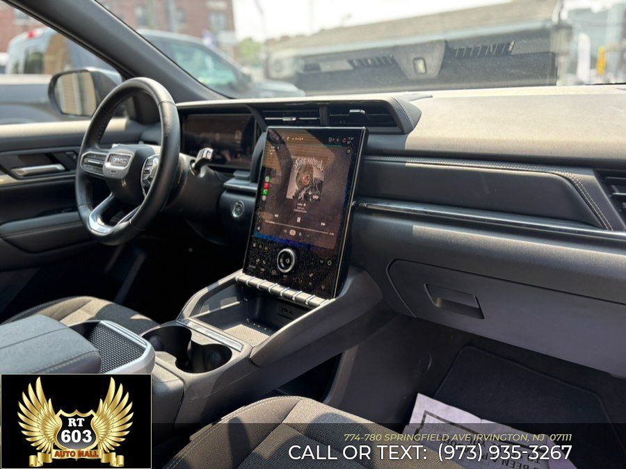 Used 2026 GMC Terrain Elevation AWD/4WD image 15