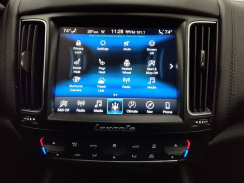 Used 2020 Maserati Levante GranSport image 21