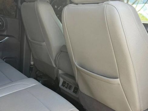 Used 2022 Chevrolet Silverado 2500 LT w/ Convenience Package image 24