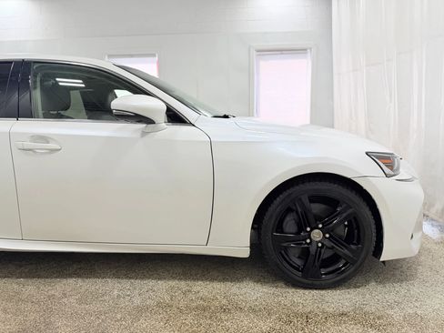 Used 2018 Lexus IS 300 AWD w/ Comfort Package image 8