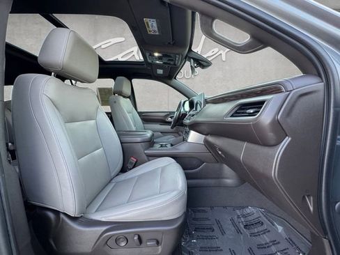 Used 2022 Chevrolet Tahoe Z71 w/ Luxury Package image 24