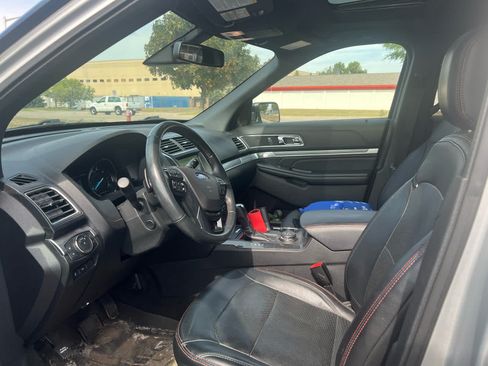 Used 2018 Ford Explorer Sport w/ Equipment Group 401A AWD/4WD image 9