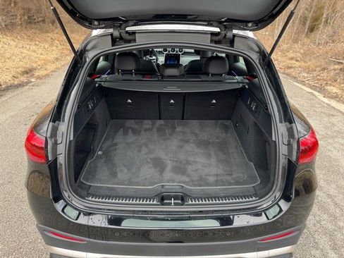 Used 2024 Mercedes-Benz GLC 43 AMG 4MATIC image 7